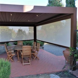 Vetrate panoramiche a  febbraio-marzo 26 da Sognando Tendaggi